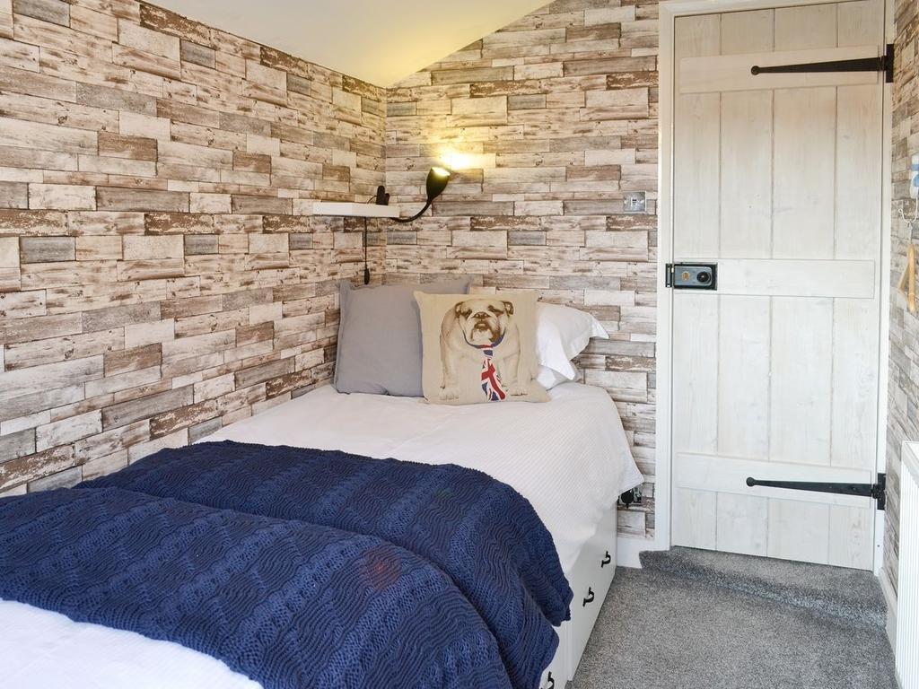 Oyo Stade Court Hotel Hythe  Chambre photo