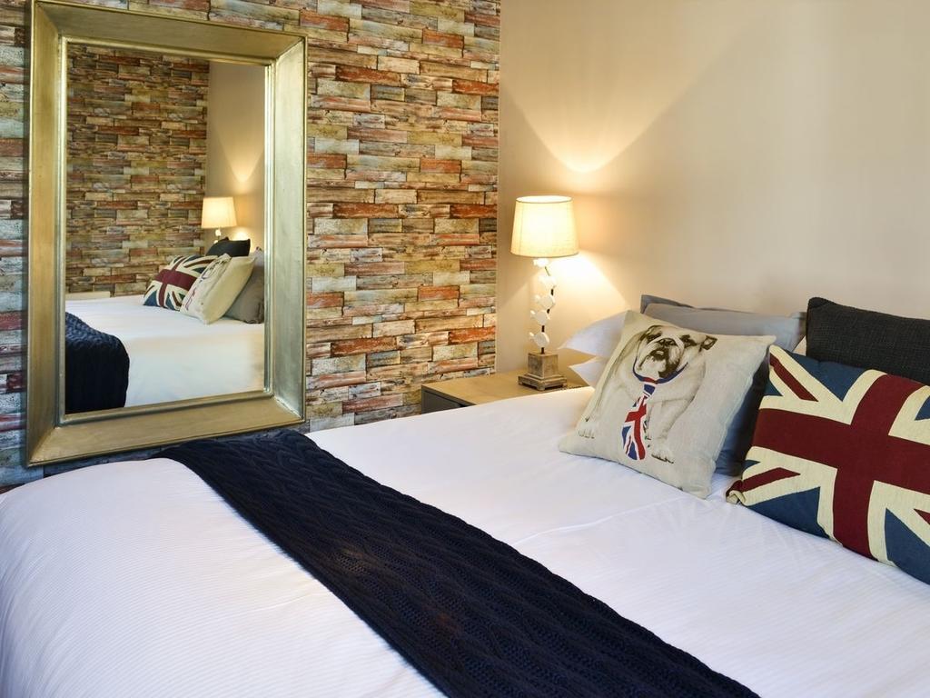 Oyo Stade Court Hotel Hythe  Chambre photo